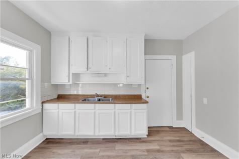 3394 E 146th Street Cleveland OH 44120