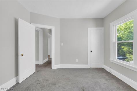 3394 E 146th Street Cleveland OH 44120