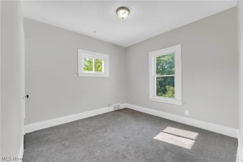 3394 E 146th Street Cleveland OH 44120