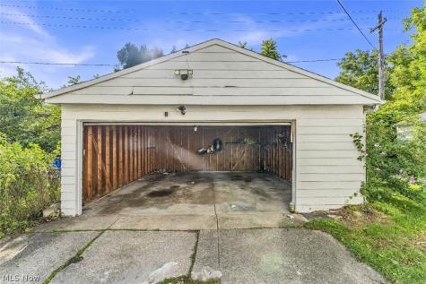 3394 E 146th Street Cleveland OH 44120