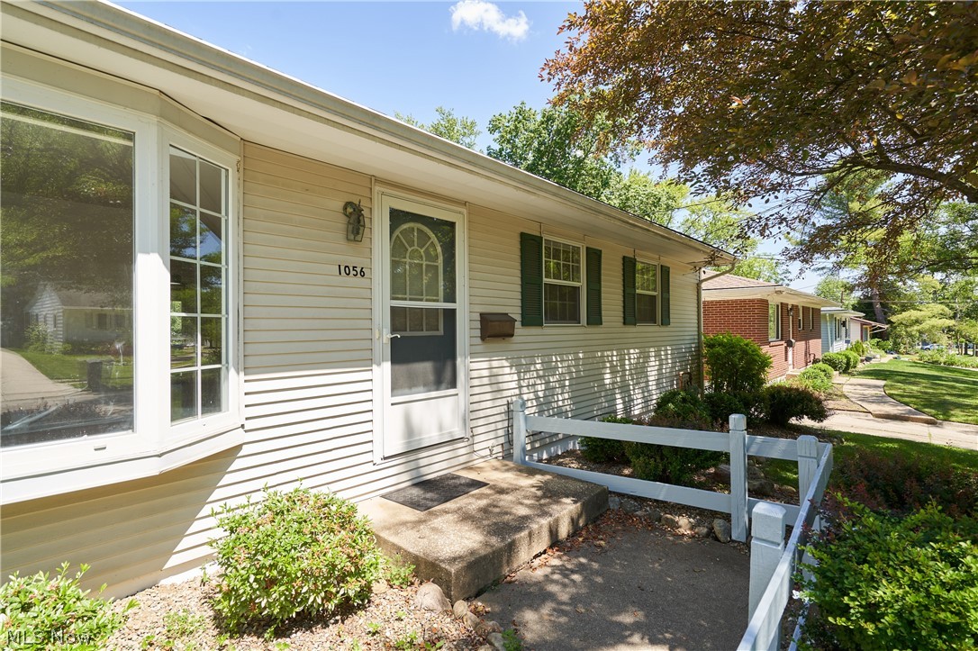 1056 Endicott Drive Akron OH 44313