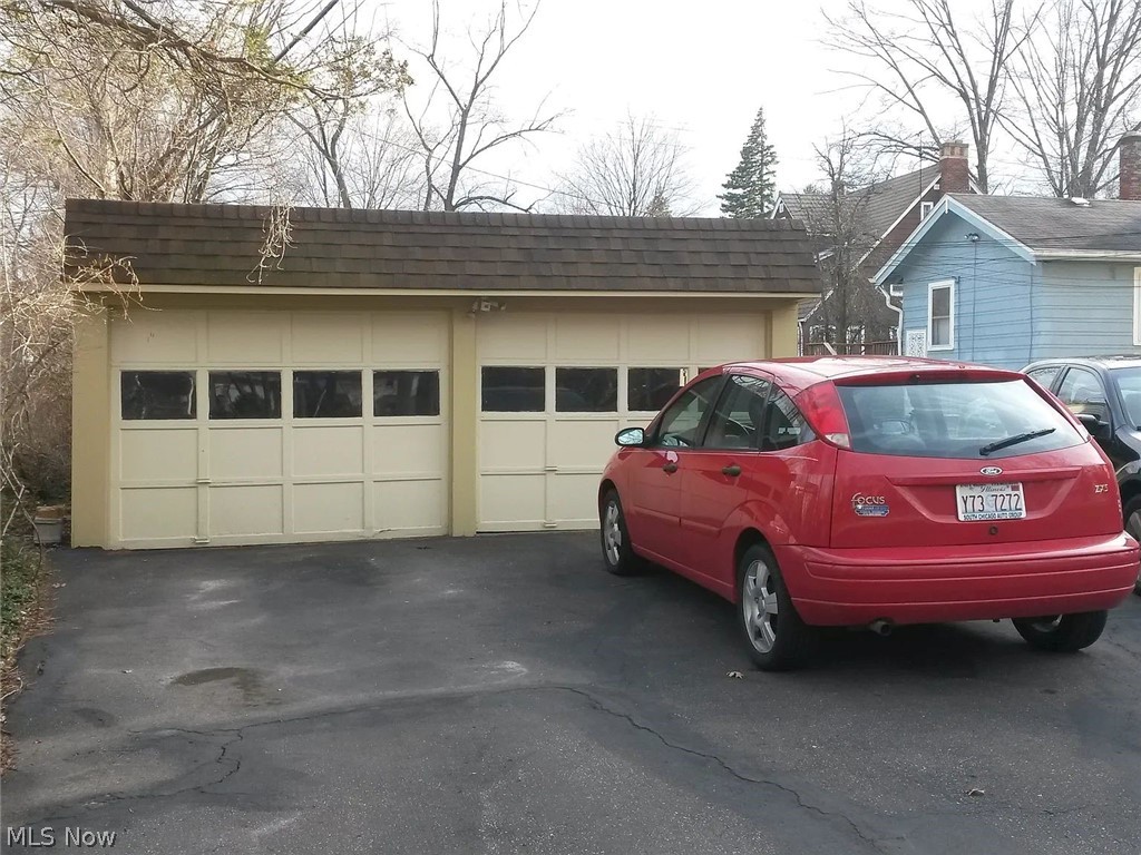 1551 Maple Road Cleveland Heights OH 44121
