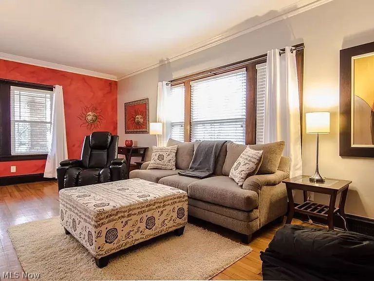 1551 Maple Road Cleveland Heights OH 44121