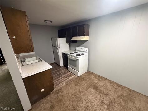 151 Frana Clara Street Louisville OH 44641
