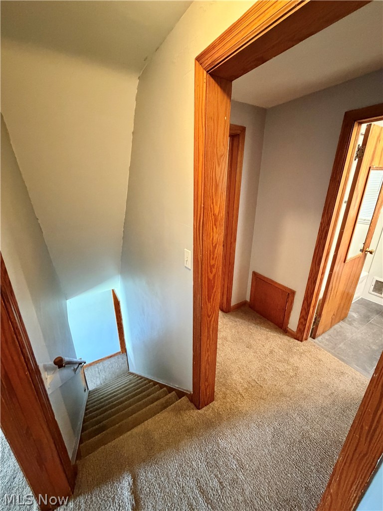 736 West Street Niles OH 44446
