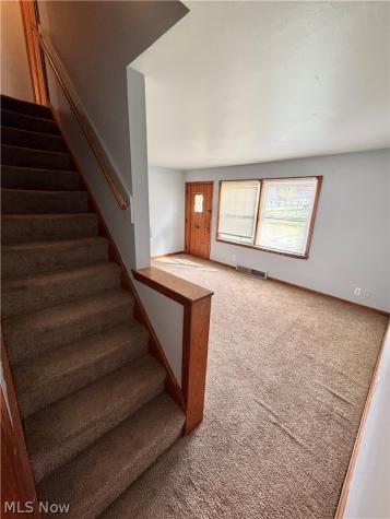 736 West Street Niles OH 44446
