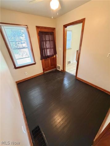 736 West Street Niles OH 44446