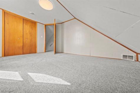 5119 W 5th Street Brooklyn Heights OH 44131