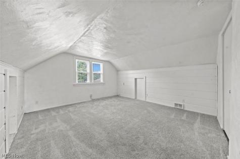 5119 W 5th Street Brooklyn Heights OH 44131