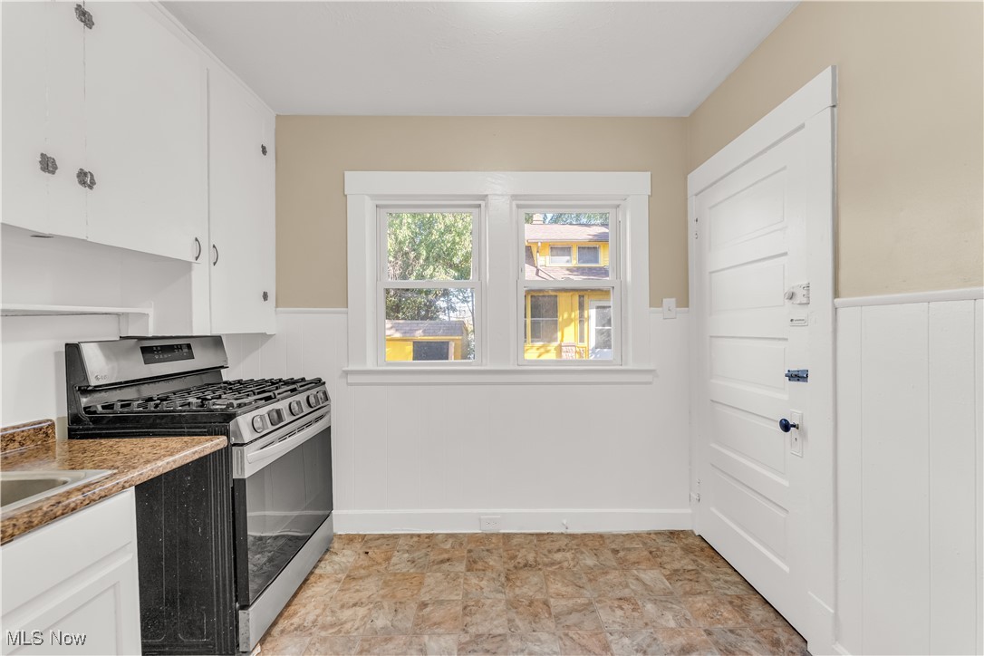 3865 W 16th Street Cleveland OH 44109