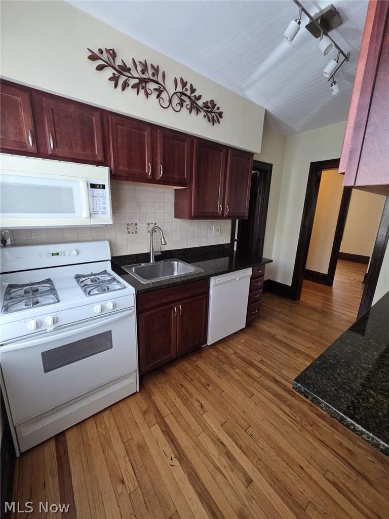 1745 W 31st Place Cleveland OH 44113