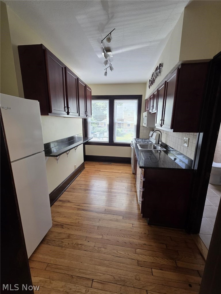 1745 W 31st Place Cleveland OH 44113