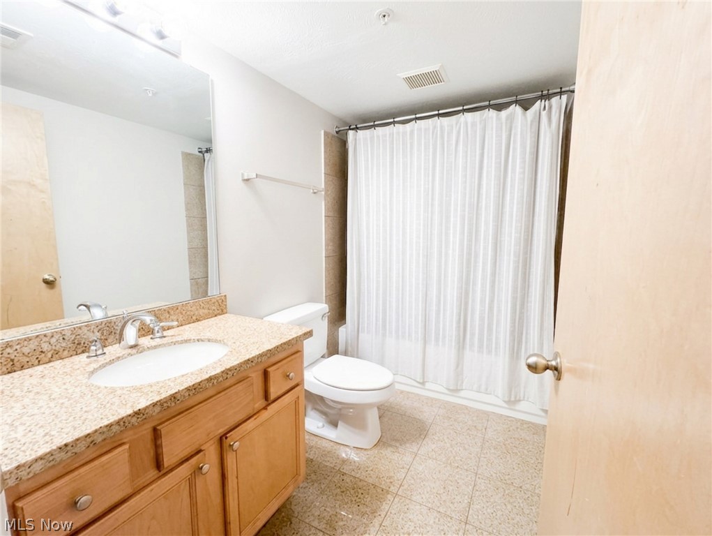 2222 Detroit Avenue Cleveland OH 44113