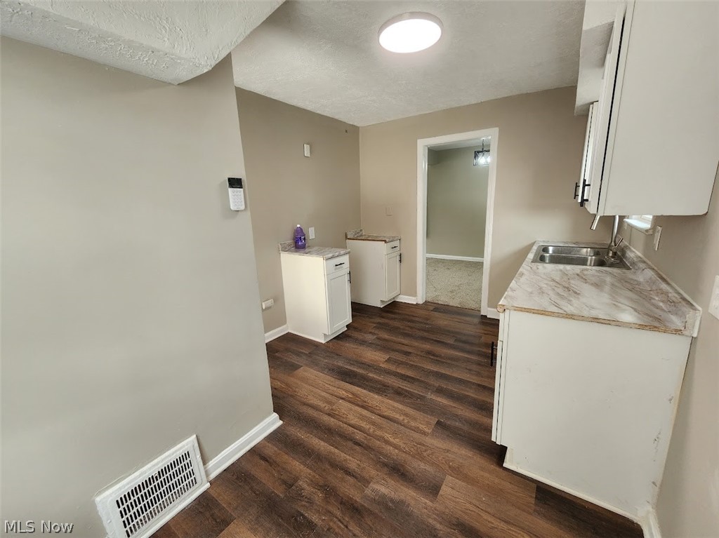 16401 Judson Drive Cleveland OH 44128