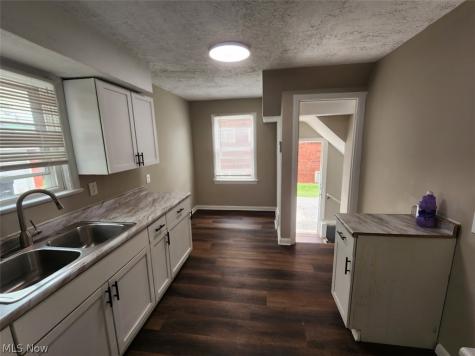 16401 Judson Drive Cleveland OH 44128
