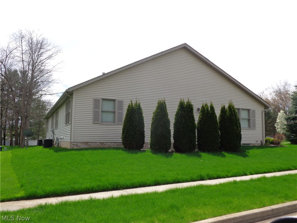 239 Aspen Drive Dover OH 44622