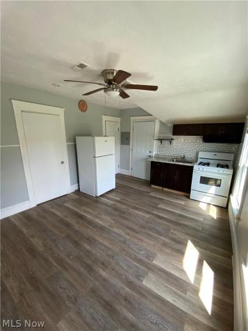 3295 W 50th Street Cleveland OH 44102