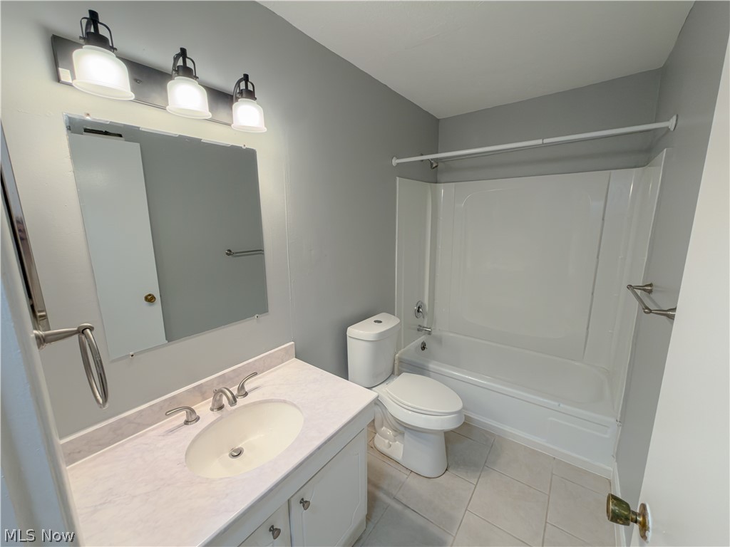 640 S Shore Court Vermilion OH 44089