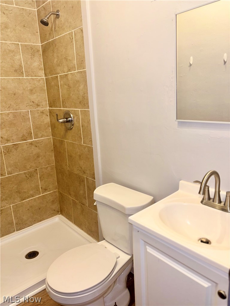 8208 Denison Avenue Cleveland OH 44102
