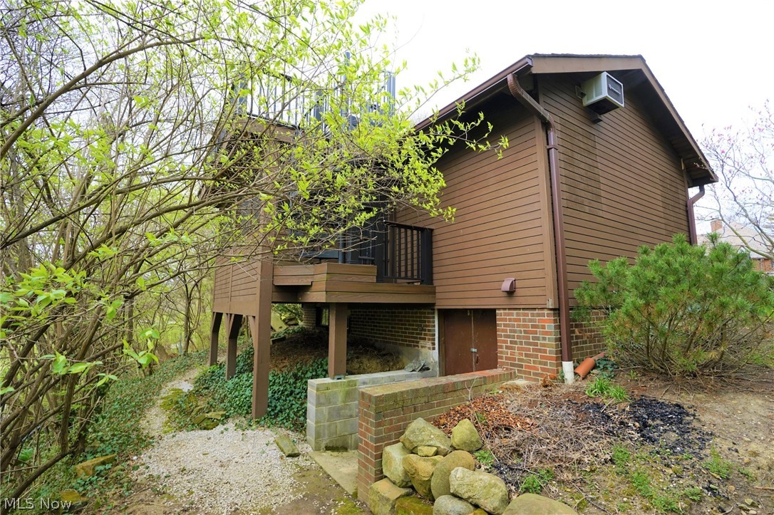 3041 (Guest House) Torrington Road Shaker Heights OH 44122