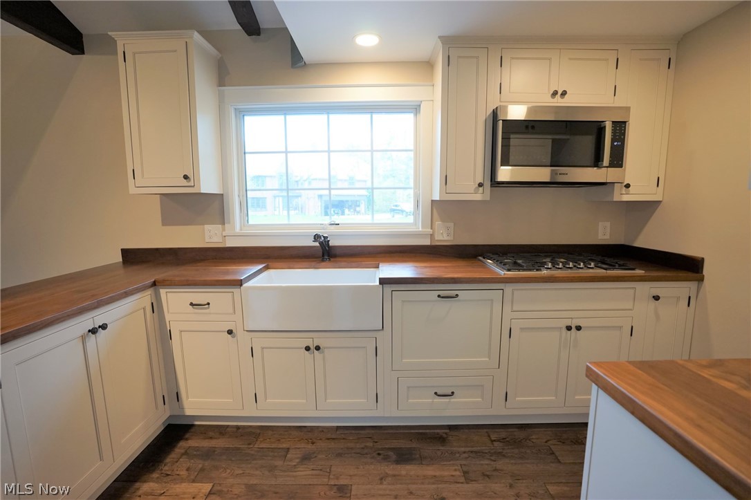 3041 (Guest House) Torrington Road Shaker Heights OH 44122