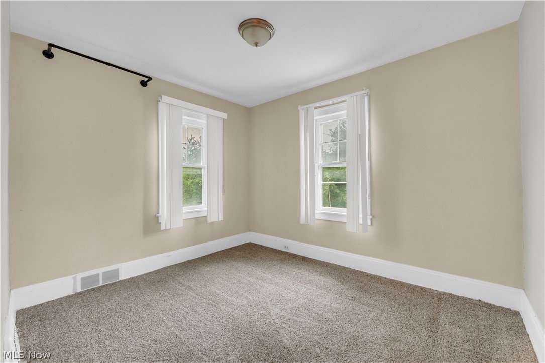 1467 Larchmont Road Cleveland OH 44110