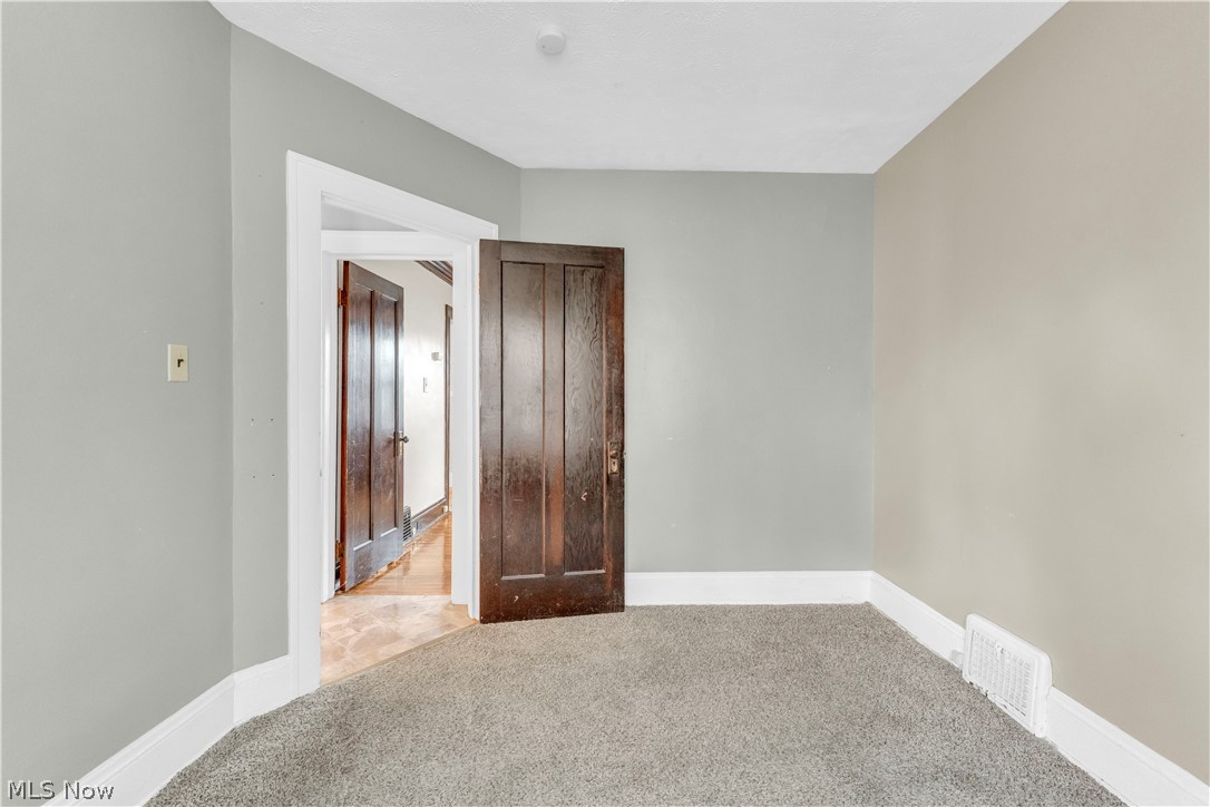 1467 Larchmont Road Cleveland OH 44110