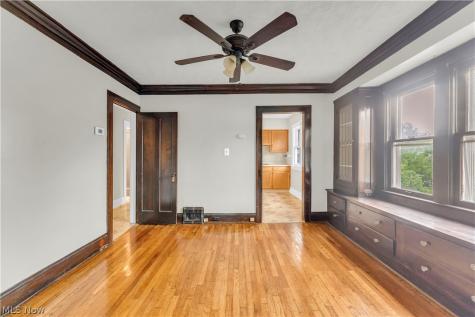 1467 Larchmont Road Cleveland OH 44110