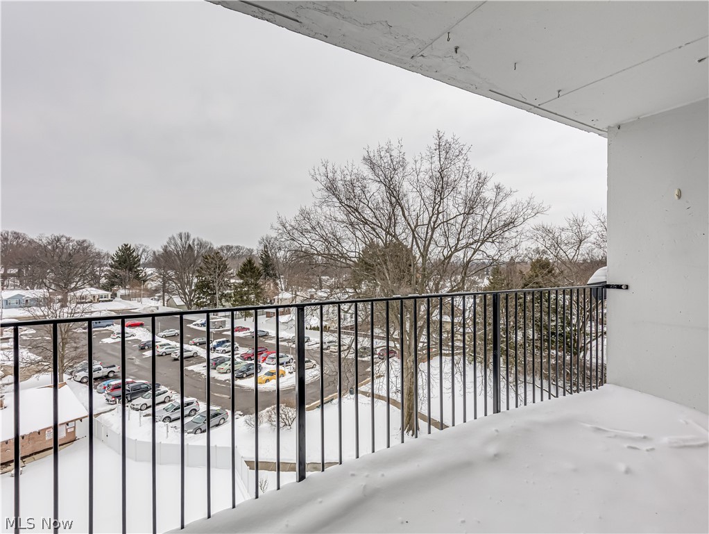 2331 E Market Street Akron OH 44312