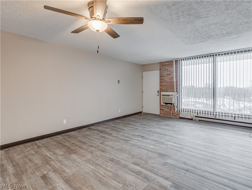 2331 E Market Street Akron OH 44312