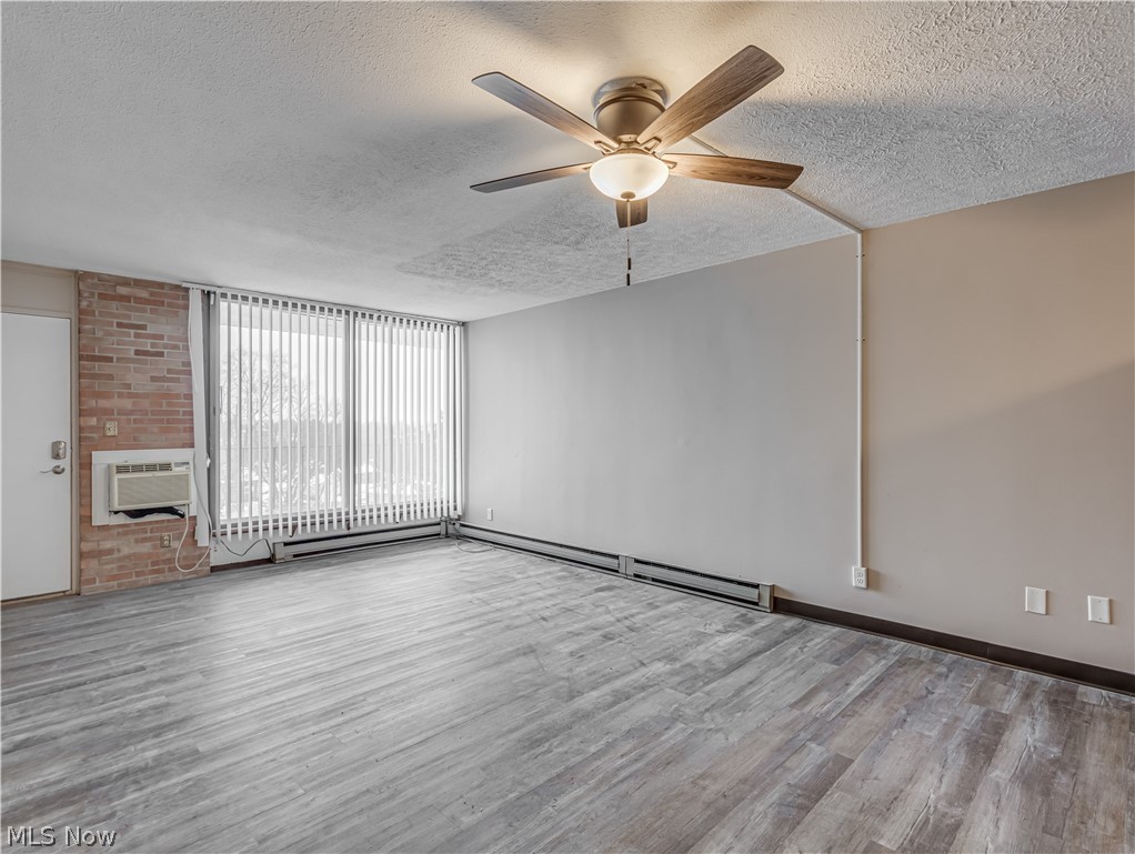 2331 E Market Street Akron OH 44312