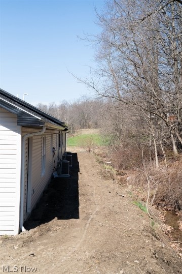 7071 Township Road 466 Lakeville OH 44638