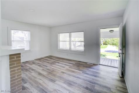 1548 Biltmore Road Lyndhurst OH 44124