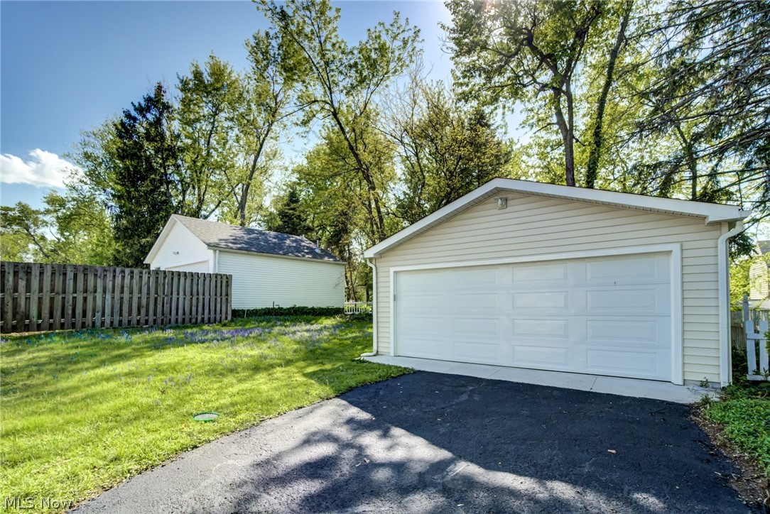 1548 Biltmore Road Lyndhurst OH 44124
