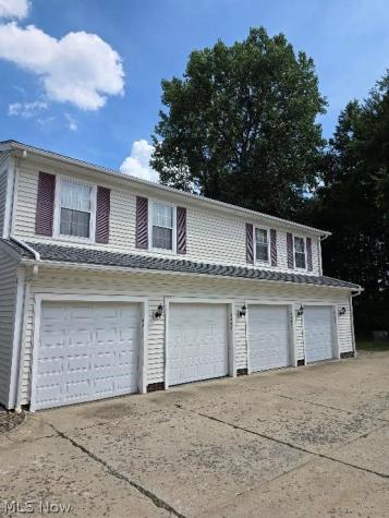 9997 Independence Drive North Royalton OH 44133