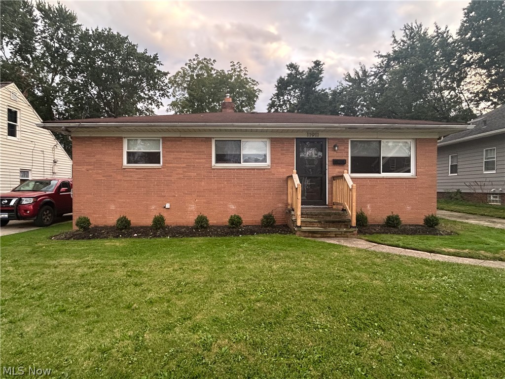 11911 Longmead Avenue Cleveland OH 44135