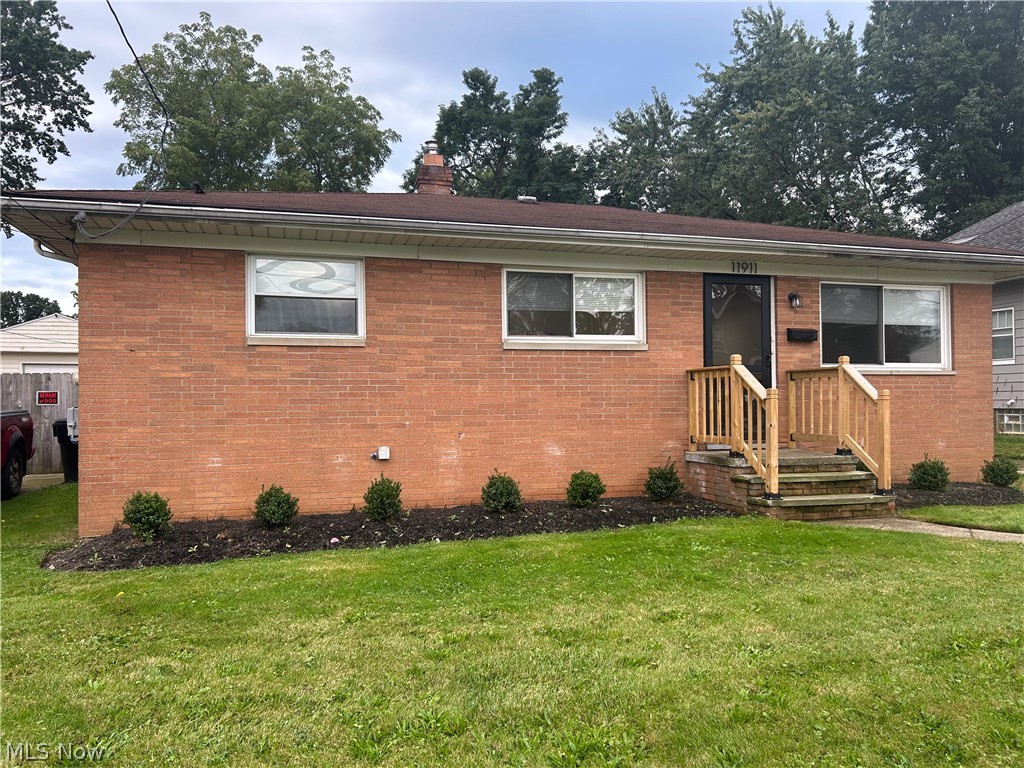 11911 Longmead Avenue Cleveland OH 44135