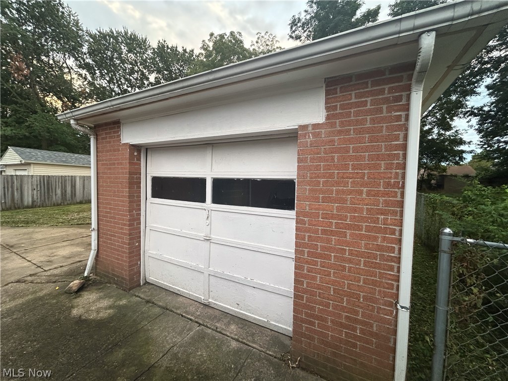 11911 Longmead Avenue Cleveland OH 44135