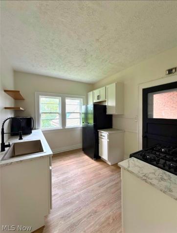 3308 Archwood Avenue Cleveland OH 44109