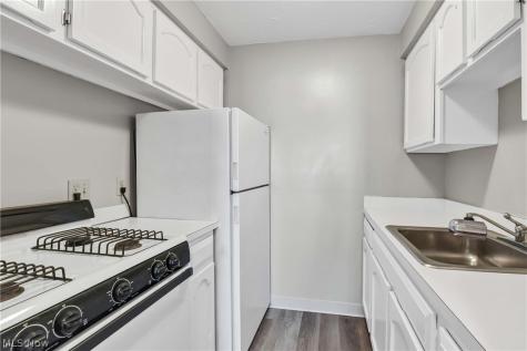 12900 Lake Avenue Lakewood OH 44107