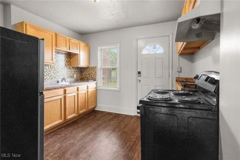 15416 Waterloo Road Cleveland OH 44110