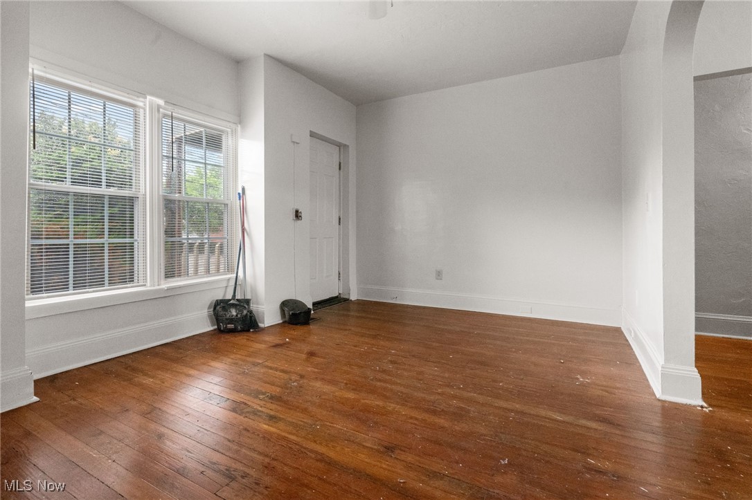 15416 Waterloo Road Cleveland OH 44110