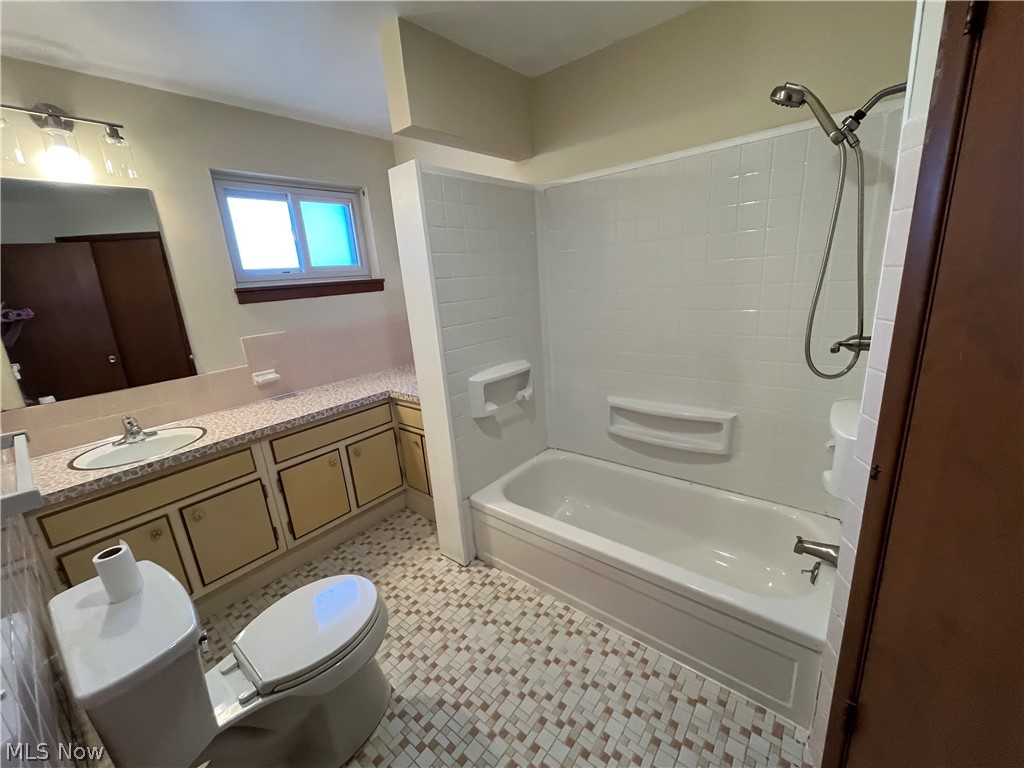 14741 Indian Creek Drive Middleburg Heights OH 44130