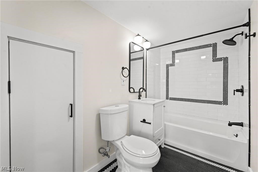 3301 Hancock Avenue Cleveland OH 44113