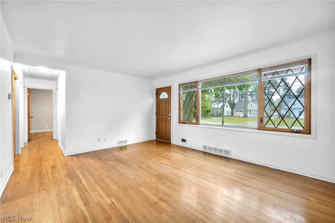 24000 Knickerbocker Road Bay Village OH 44140