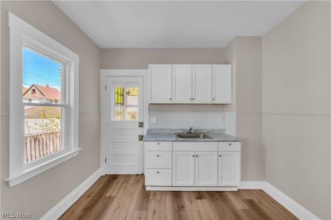 3921 W 21st Street Cleveland OH 44109