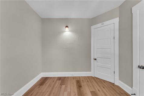 3921 W 21st Street Cleveland OH 44109