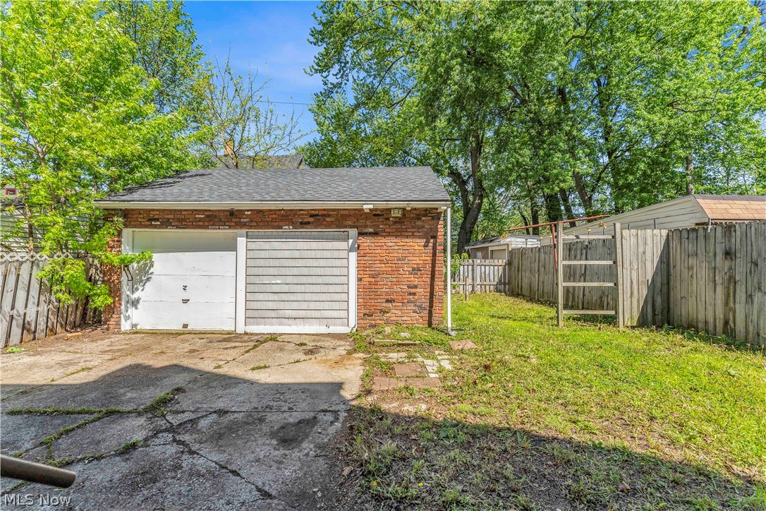 3921 W 21st Street Cleveland OH 44109