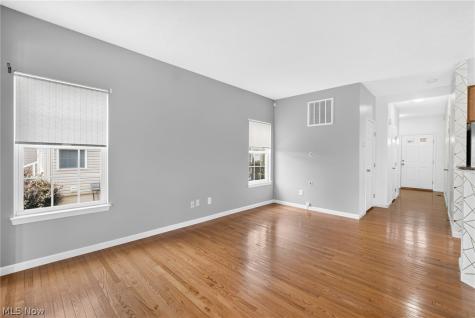 119 River Rock Way Berea OH 44017