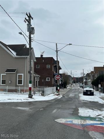 1311 W 69th Street Cleveland OH 44102
